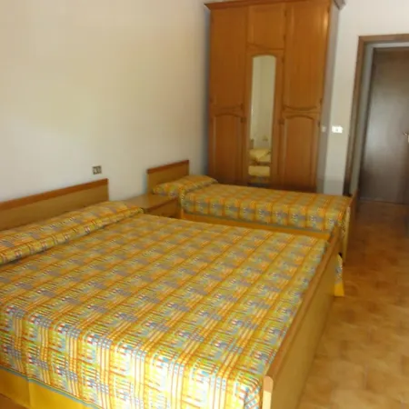 Cozy With Private Entrance * Μπιμπιόνε