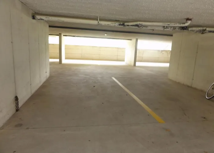 Cozy With Private Entrance * Μπιμπιόνε