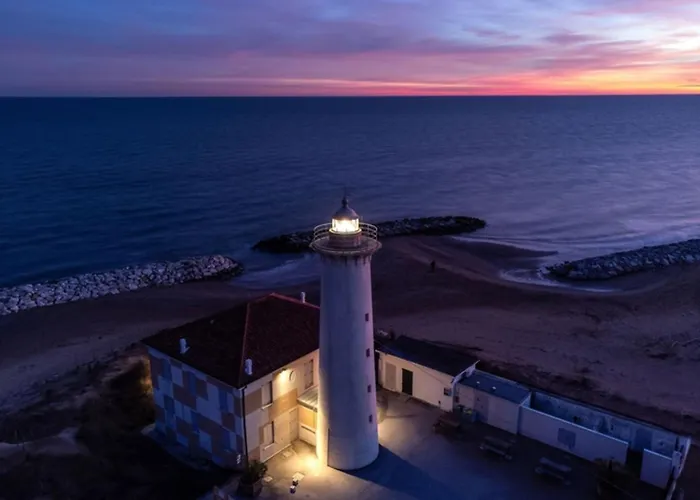 Cozy With Private Entrance * Μπιμπιόνε